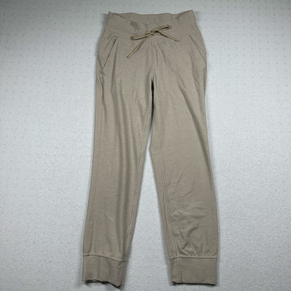 Lululemon Ready to Rulu Jogger Cropped Size 2 Beige